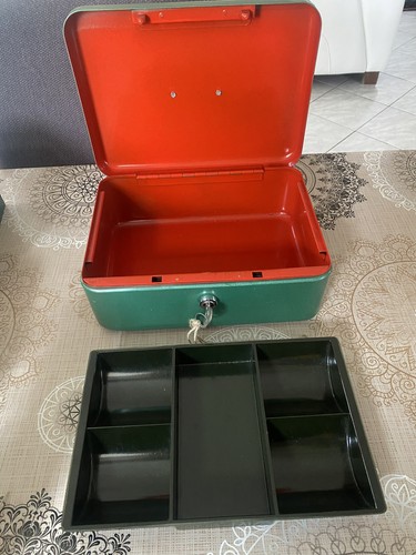 Alte geldkassette metall - alte, kasse