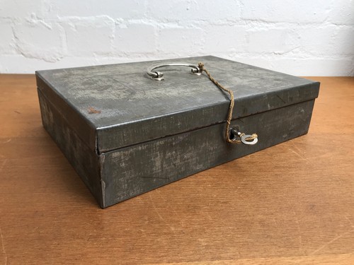Antik bauhaus geldkassette - bauhaus,